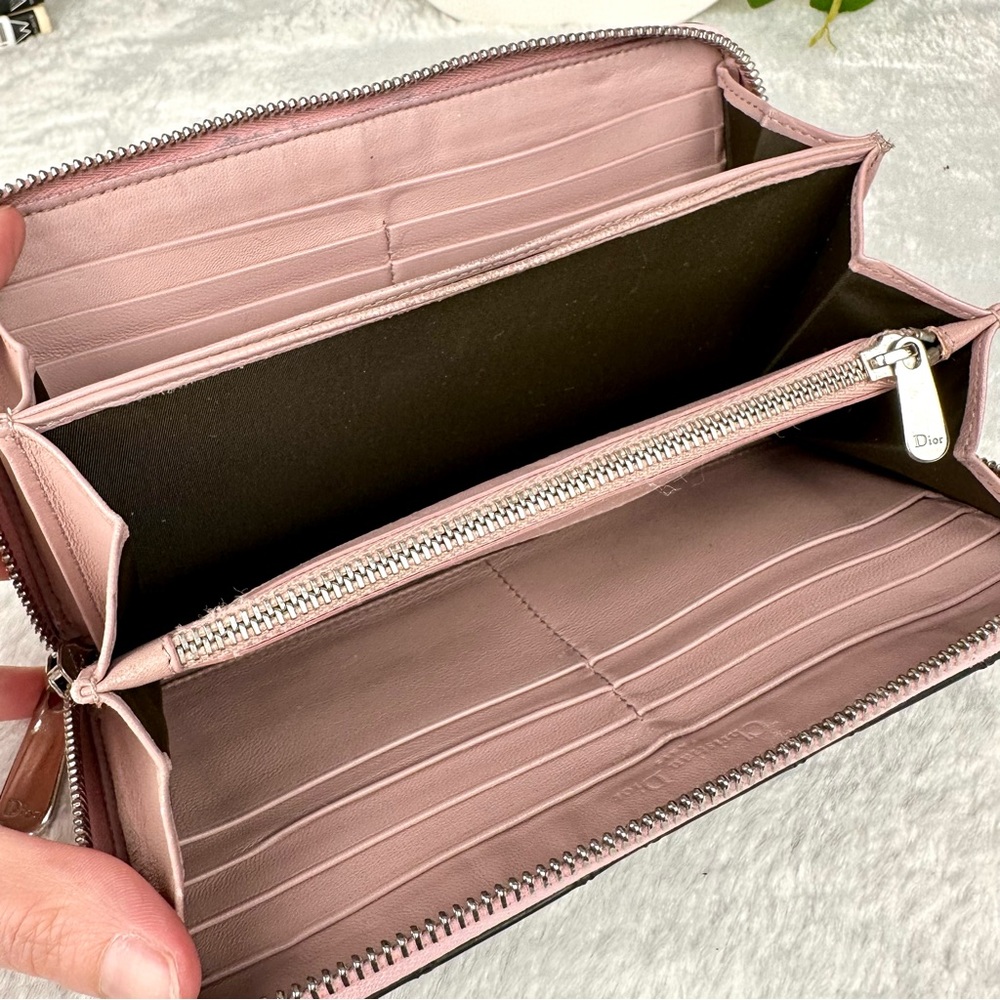 Dior Patent Leather Cannage Zippy Wallet in Matte Black! Great gift idea. CUTE! - Picture 9 of 16